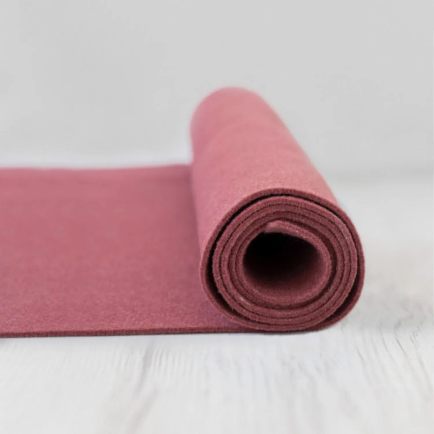 Fieltro lana  color red lagoon — imagen 1