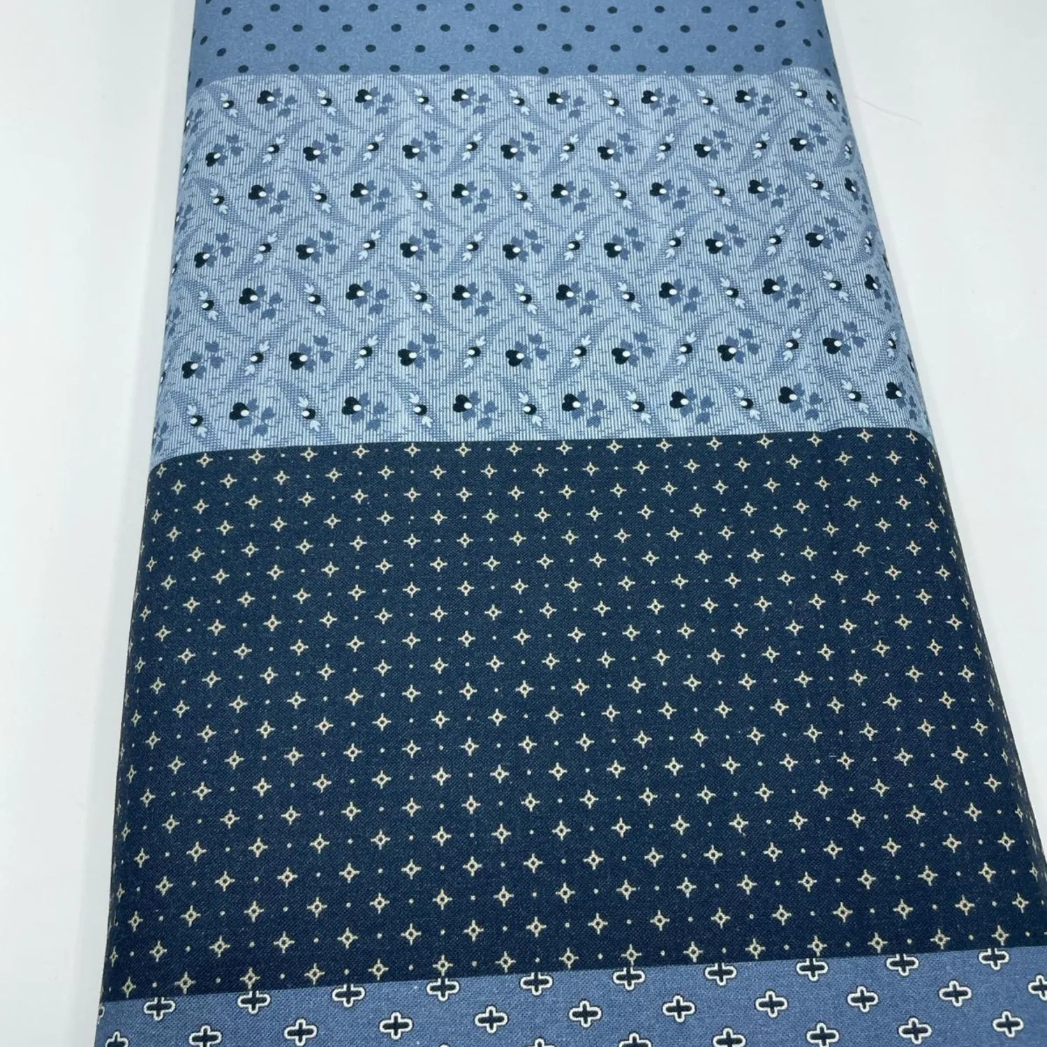 Tela algodón100%   patch franjas azules — imagen 1